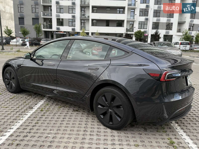 Седан Tesla Model 3 2024 в Киеве фото 5 Седан Tesla Model 3 2024 в Киеве