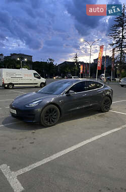 tesla model-3 2018 в Івано-Франківськ від професійного продавця Влад
