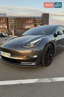 Седан Tesla Model 3 2023 в Киеве фото 4 Седан Tesla Model 3 2023 в Киеве
