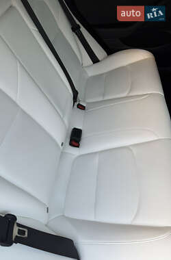 Седан Tesla Model 3 2023 в Киеве фото 47 Седан Tesla Model 3 2023 в Киеве
