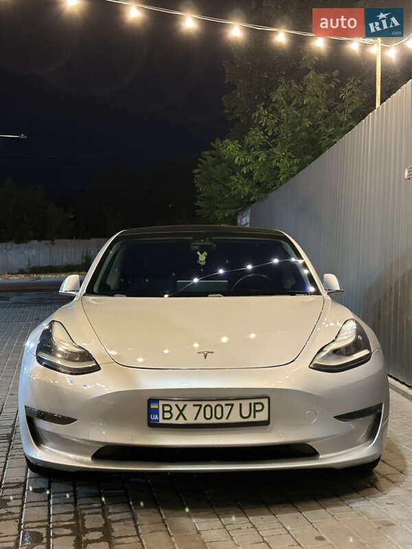 Tesla Model 3 2018