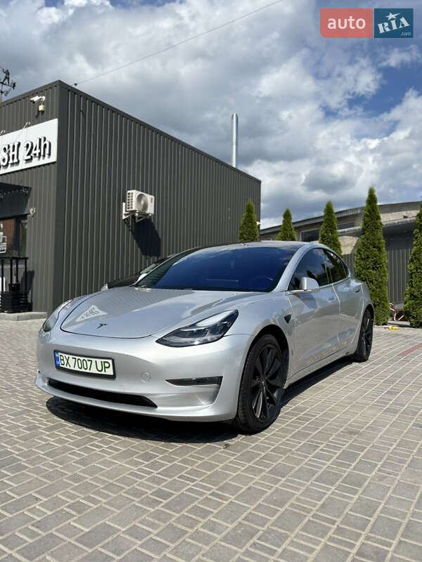 Седан Tesla Model 3 2018 в Каменец-Подольском