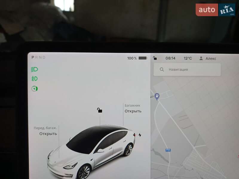 Седан Tesla Model 3 2021 в Киеве