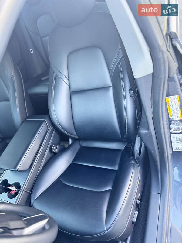 Седан Tesla Model 3 2021 в Ужгороде фото 28 Седан Tesla Model 3 2021 в Ужгороде