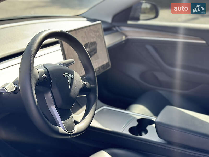 Седан Tesla Model 3 2022 в Хмельницькому