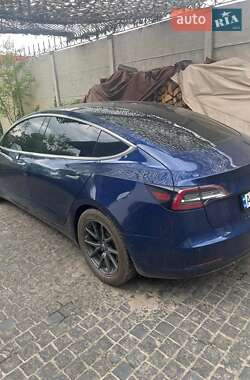 Седан Tesla Model 3 2018 в 