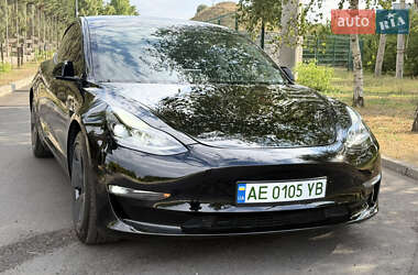 Седан Tesla Model 3 2020 в 