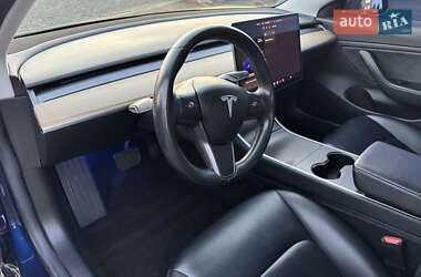Седан Tesla Model 3 2018 в 