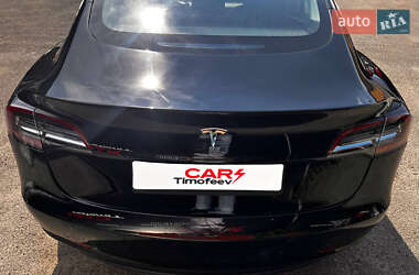 Седан Tesla Model 3 2018 в 