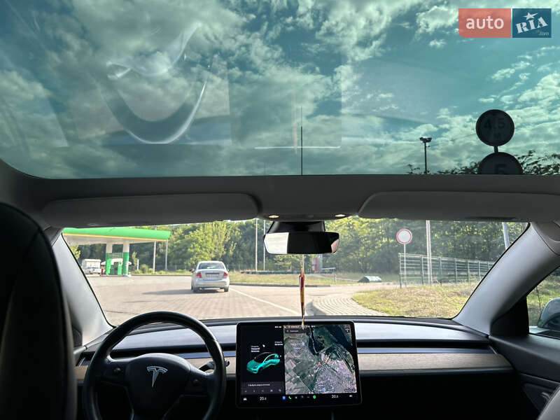 Седан Tesla Model 3 2018 в Запорожье