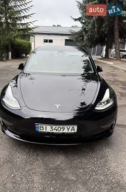 Седан Tesla Model 3 2021 в Лубнах