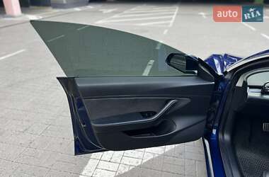 Седан Tesla Model 3 2018 в 