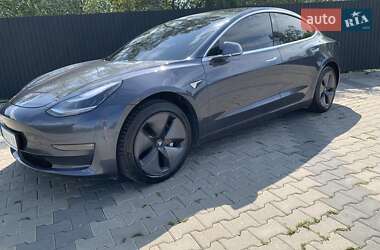 Седан Tesla Model 3 2019 в 