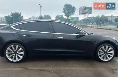 Седан Tesla Model 3 2018 в 