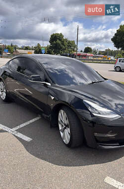 Седан Tesla Model 3 2019 в Киеве
