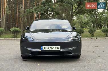 Седан Tesla Model 3 2024 в Кременчуге