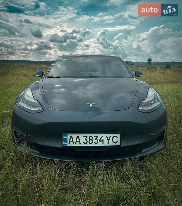 Tesla Model 3 2019 Tesla Model 3 2019