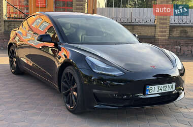 Седан Tesla Model 3 2019 в 