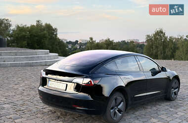 Седан Tesla Model 3 2018 в 