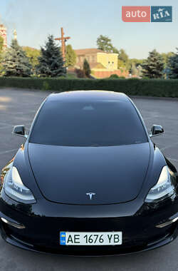Седан Tesla Model 3 2018 в Каменском