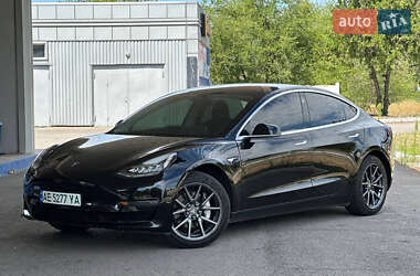 Седан Tesla Model 3 2018 в Днепре