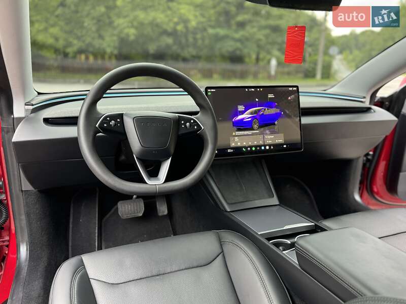 Седан Tesla Model 3 2024 в Трускавці