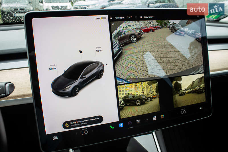 Седан Tesla Model 3 2019 в Львові