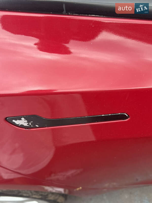 Седан Tesla Model 3 2020 в Львові