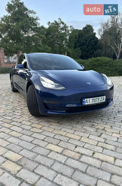 Седан Tesla Model 3 2019 в 