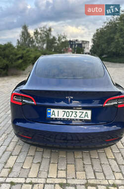 Седан Tesla Model 3 2019 в 