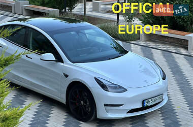 Седан Tesla Model 3 2022 в Одессе