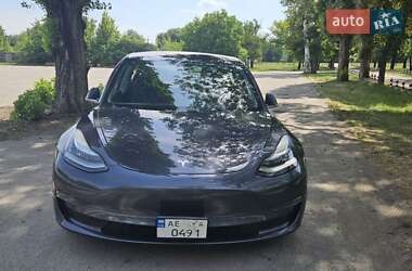 Седан Tesla Model 3 2018 в 