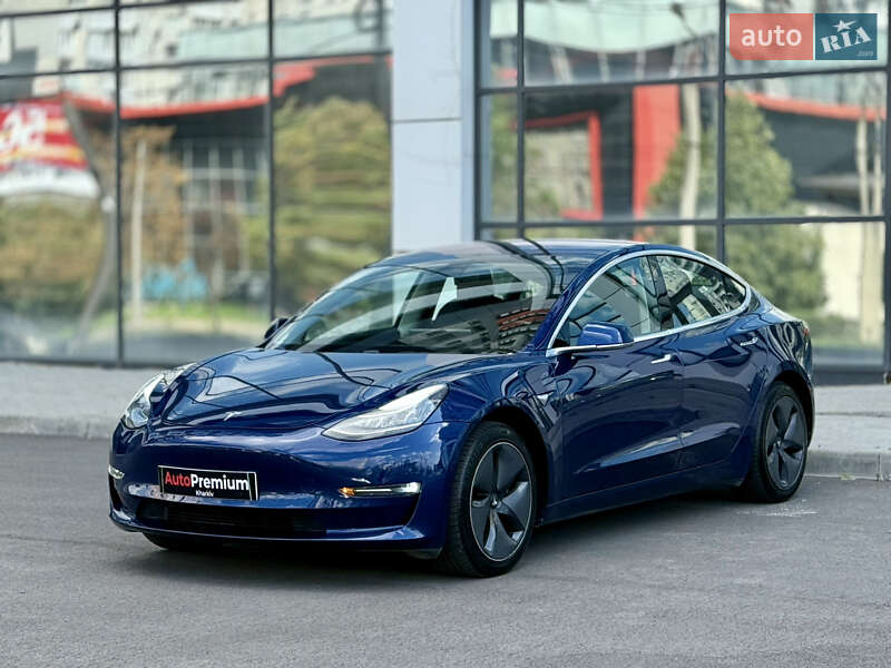 Седан Tesla Model 3 2018 в Харькове