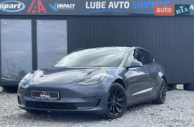 Седан Tesla Model 3 2020 в Львове