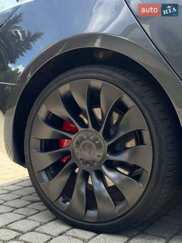 Седан Tesla Model 3 2023 в Львове фото 9 Седан Tesla Model 3 2023 в Львове