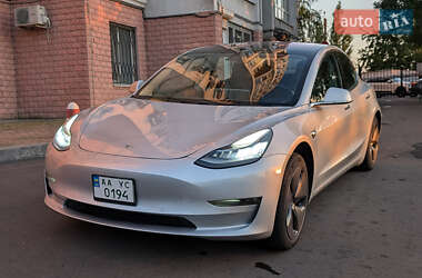 Седан Tesla Model 3 2018 в Одессе