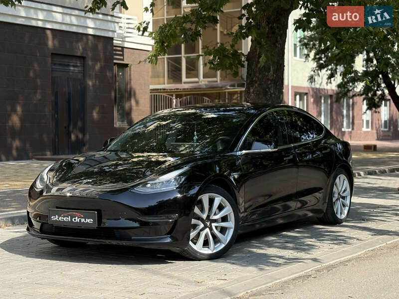 Tesla Model 3 2019