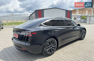 Седан Tesla Model 3 2019 в 
