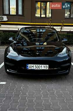 Седан Tesla Model 3 2019 в 