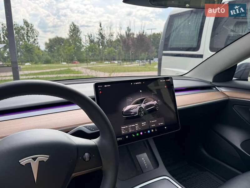 Внедорожник / Кроссовер Tesla Model 3 2022 в Луцке