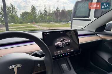 Внедорожник / Кроссовер Tesla Model 3 2022 в 