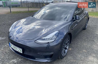 Седан Tesla Model 3 2018 в 