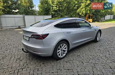 Седан Tesla Model 3 2018 в Львове