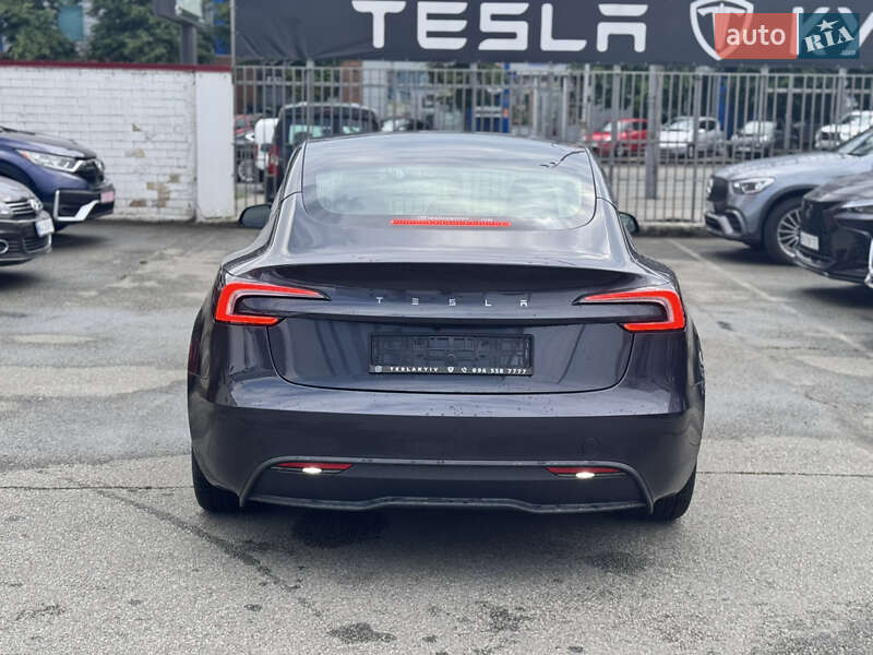 Седан Tesla Model 3 2024 в Киеве