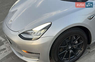 Седан Tesla Model 3 2018 в 