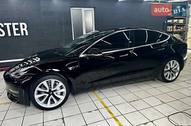 Седан Tesla Model 3 2019 в 
