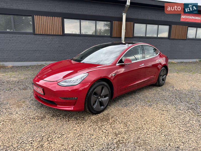 Tesla Model 3 2018