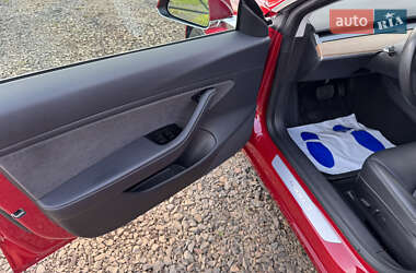 Седан Tesla Model 3 2018 в 