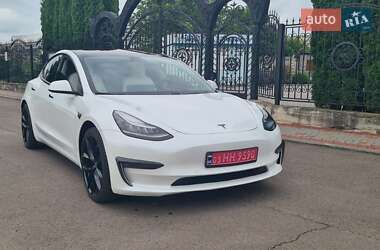 Седан Tesla Model 3 2019 в Нововолынске