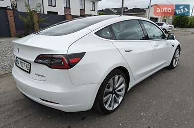 Седан Tesla Model 3 2019 в Броварах